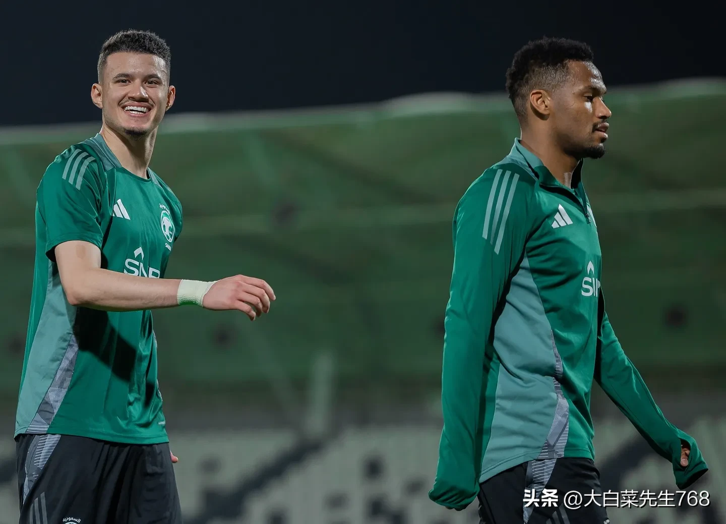 利记平台-球队备战关键战役,备受关注