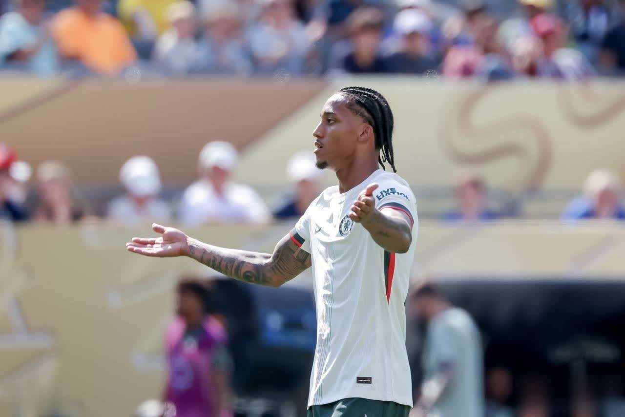 利记官网-切尔西再度主场战胜佛罗伦萨，轻松晋级欧冠半决赛，伊涅斯塔梅开二度