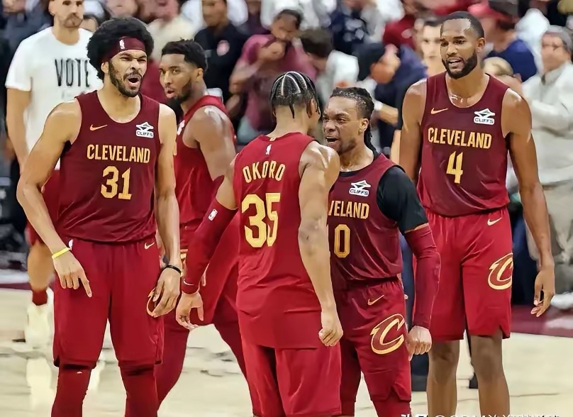 利记官网-骑士队客场惊险获胜，保持不败