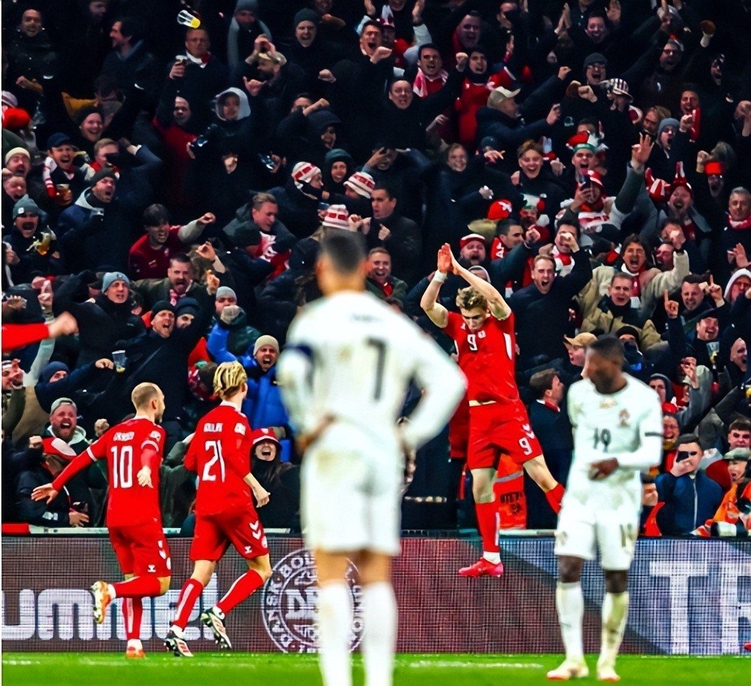 葡萄牙险胜冰岛,小组出线形势不容乐观 葡萄牙险胜冰岛,小组出线形势不容乐观