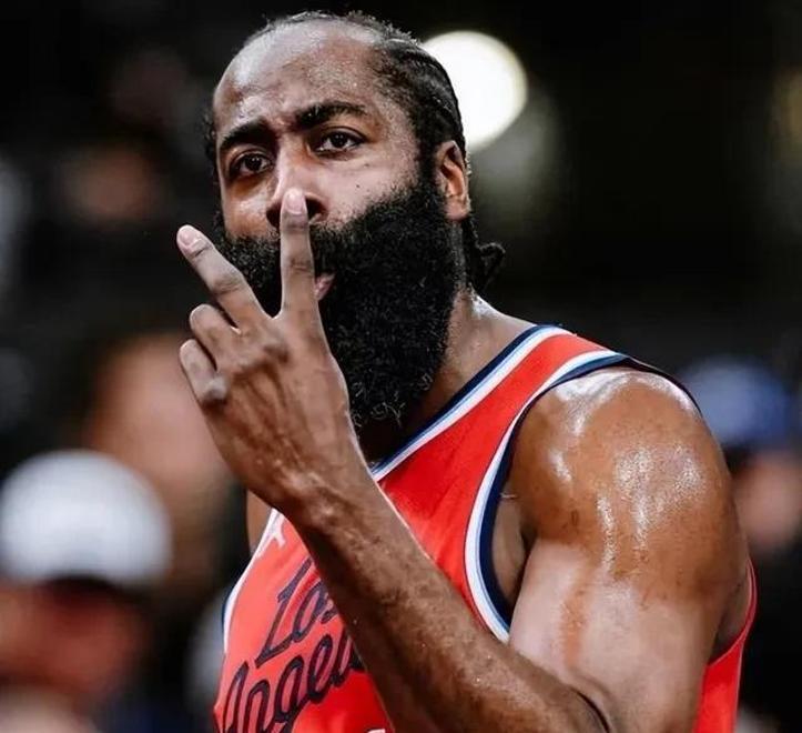 利记官方网站-快船遭遇连败,球队状态不佳