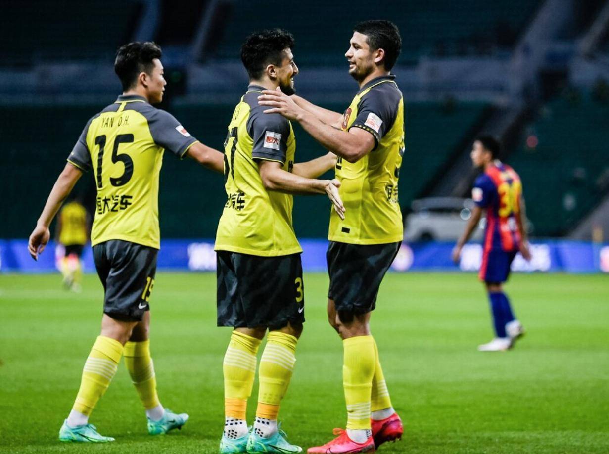 利记-克罗托内主场大胜对手,完成三连胜