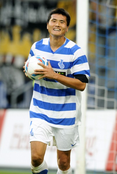 利记平台-杜伊斯堡在主场险胜对手,保持不败势头